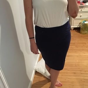 Steeze navy blue pencil skirt